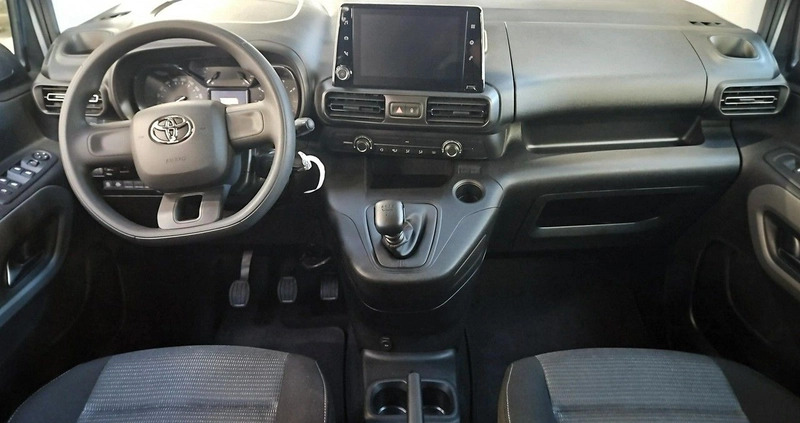 Toyota Proace City Verso cena 109900 przebieg: 50664, rok produkcji 2022 z Dzierżoniów małe 326